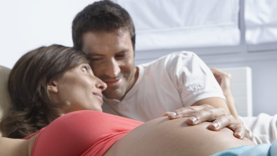 Слизистые выделения при беременности в 1, 2, 3 триместре